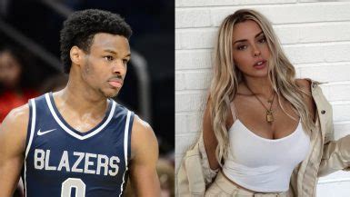 Bronny corinna - Jul 27, 2023 · Updated July 28, 2023, 8:47 a.m. ET. Bronny James’ rumored girlfriend Peyton Gelfuso was spotted for the first time since the oldest son of NBA superstar LeBron James suffered cardiac arrest on ... 